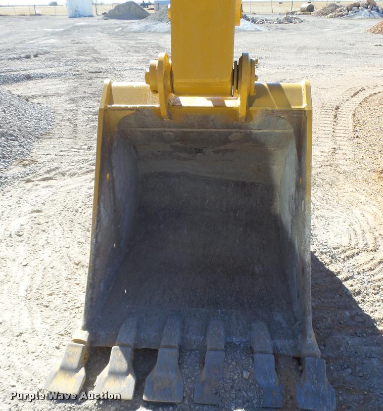 image for item DB1922 1996 Caterpillar 322 L excavator