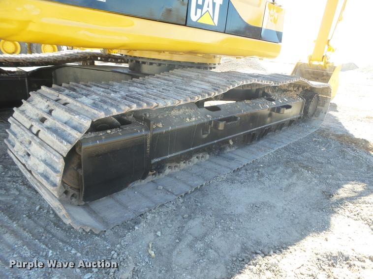 image for item DB1922 1996 Caterpillar 322 L excavator