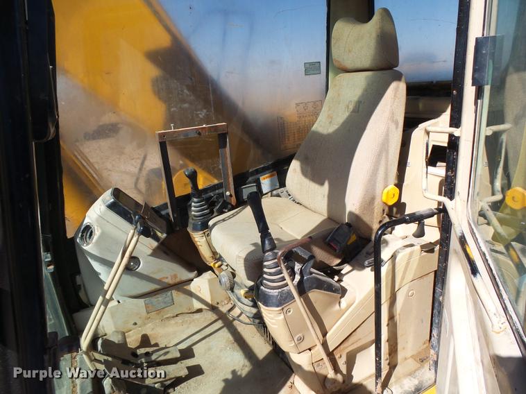 image for item DB1922 1996 Caterpillar 322 L excavator