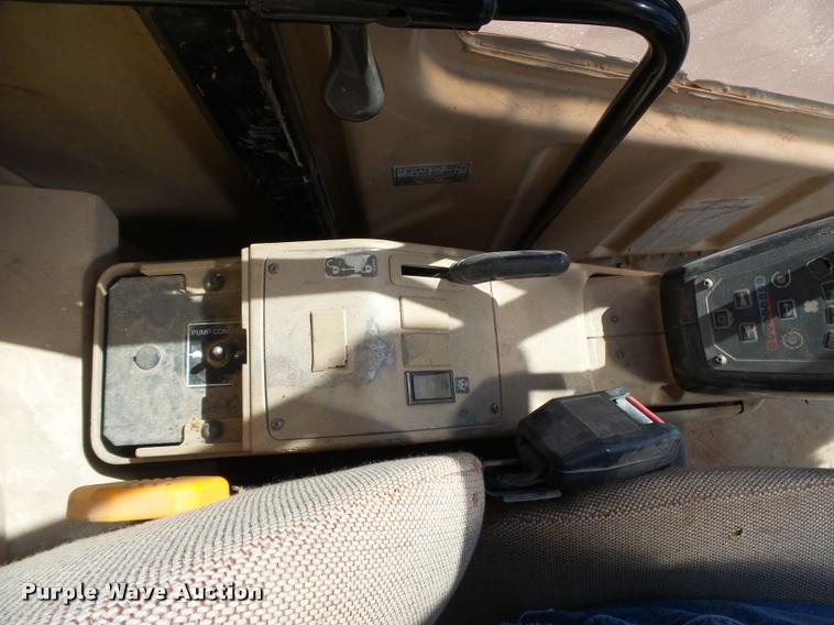 image for item DB1922 1996 Caterpillar 322 L excavator