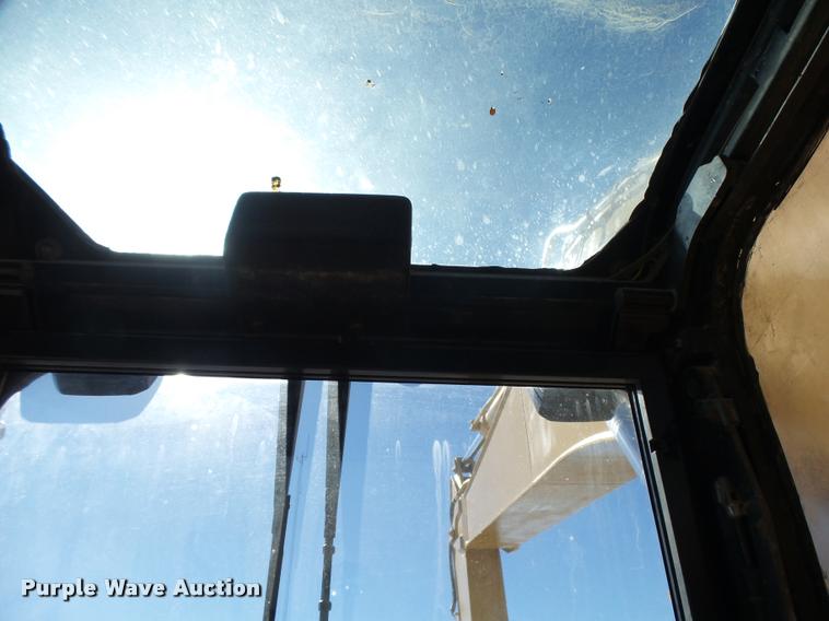 image for item DB1922 1996 Caterpillar 322 L excavator