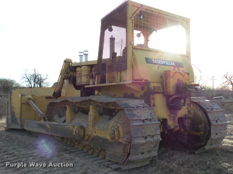 image for item DB2419 1977 Caterpillar D9H dozer