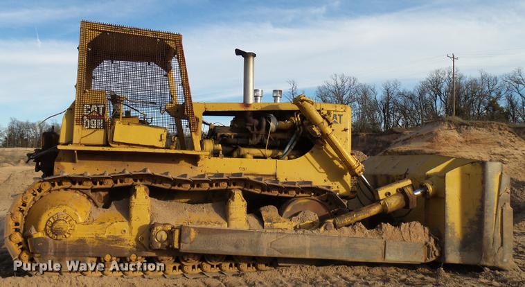 image for item DB2419 1977 Caterpillar D9H dozer