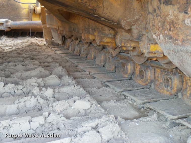 image for item DB2419 1977 Caterpillar D9H dozer
