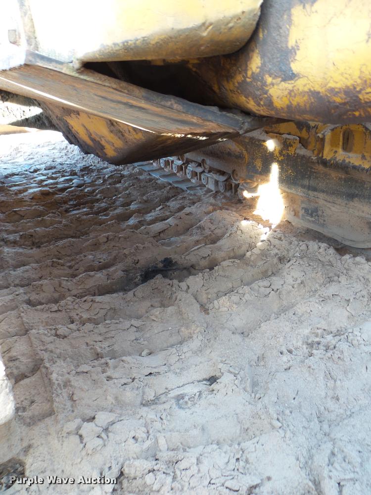 image for item DB2419 1977 Caterpillar D9H dozer