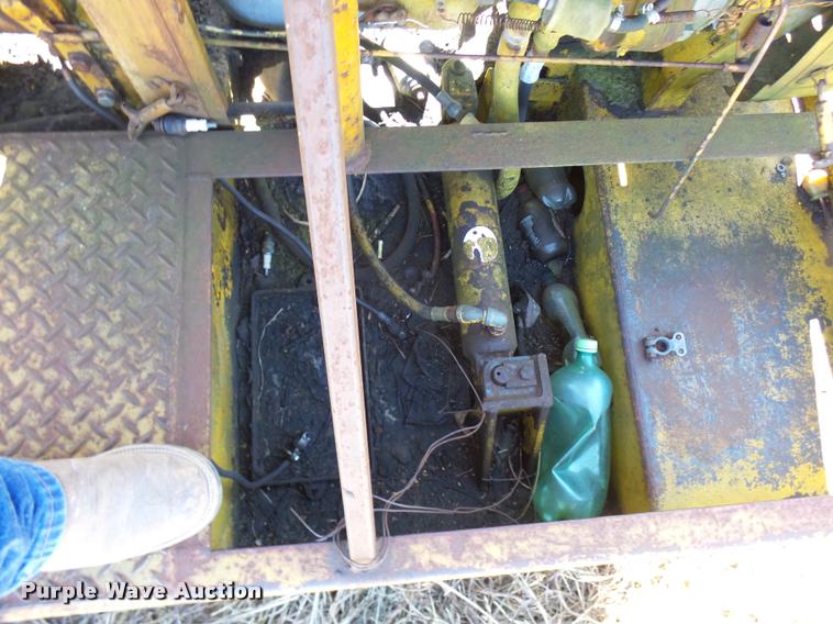 image for item DB2425 Ingram pneumatic roller