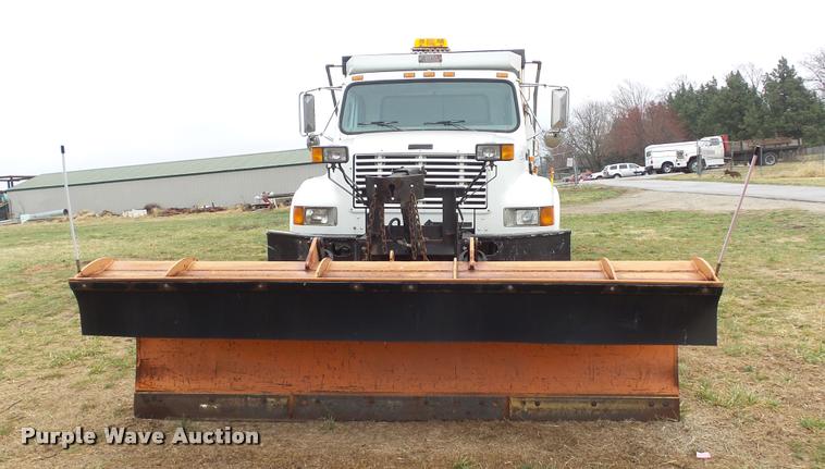 image for item DB3836 2001 International 4700 dump truck