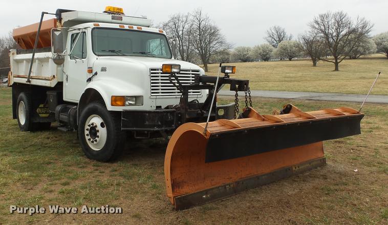 image for item DB3836 2001 International 4700 dump truck