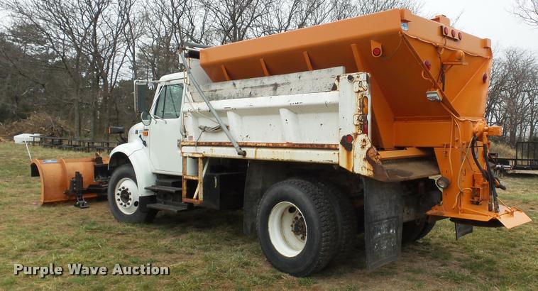image for item DB3836 2001 International 4700 dump truck