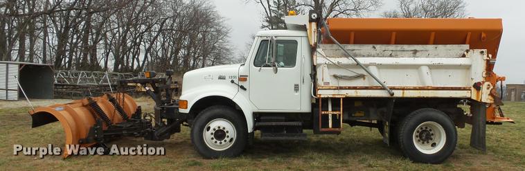 image for item DB3836 2001 International 4700 dump truck