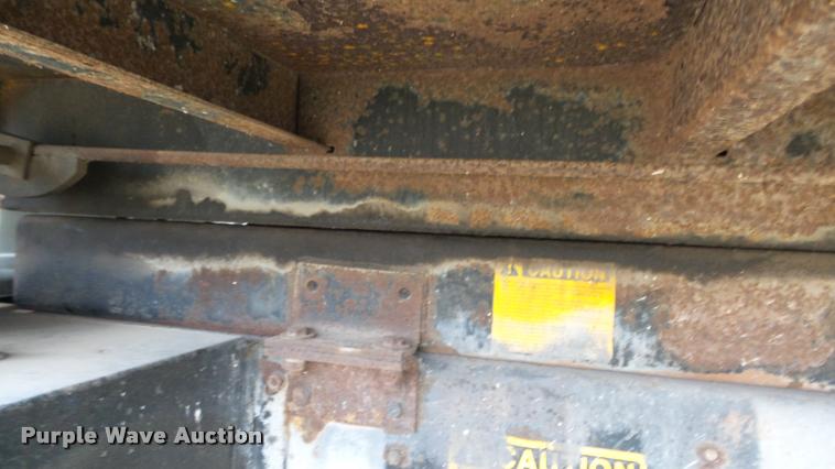 image for item DB3836 2001 International 4700 dump truck