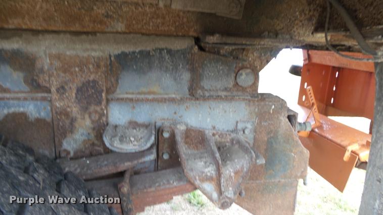 image for item DB3836 2001 International 4700 dump truck