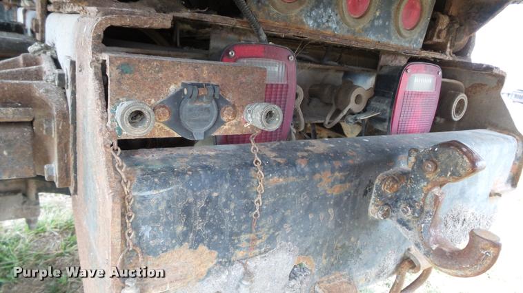 image for item DB3836 2001 International 4700 dump truck