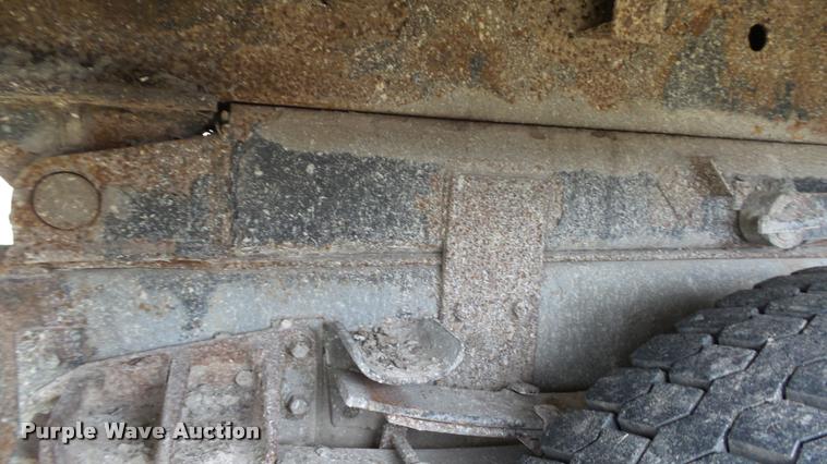 image for item DB3836 2001 International 4700 dump truck