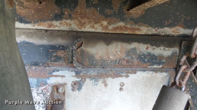 image for item DB3836 2001 International 4700 dump truck