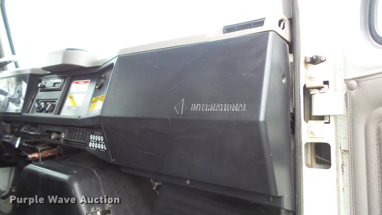 image for item DB3836 2001 International 4700 dump truck