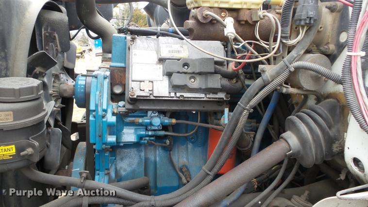 image for item DB3836 2001 International 4700 dump truck