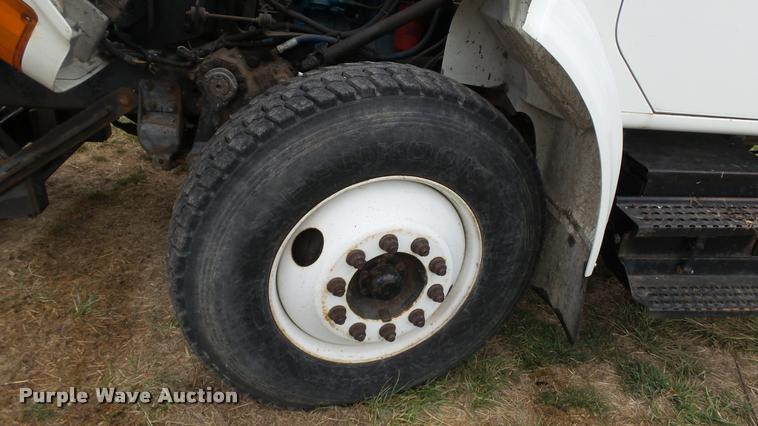 image for item DB3836 2001 International 4700 dump truck