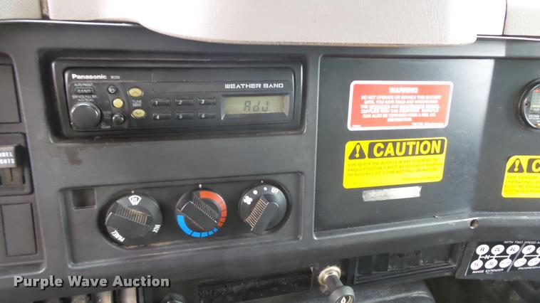 image for item DB3836 2001 International 4700 dump truck