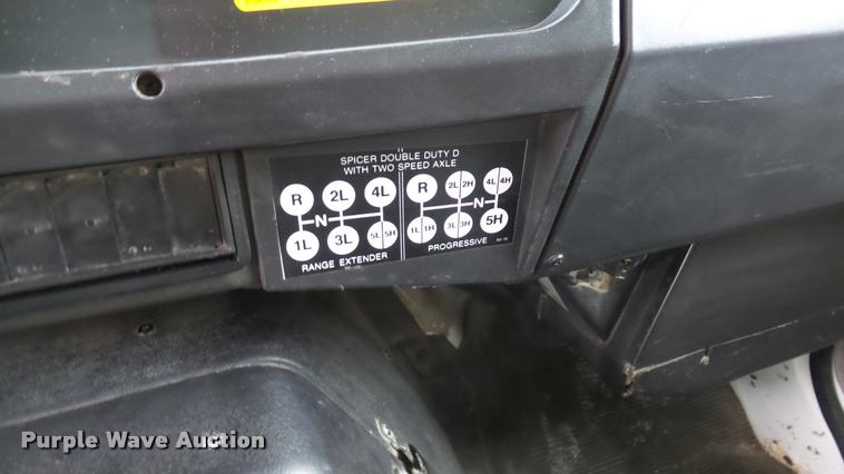 image for item DB3836 2001 International 4700 dump truck