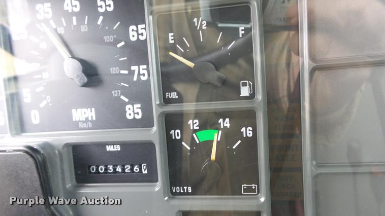 image for item DB3836 2001 International 4700 dump truck