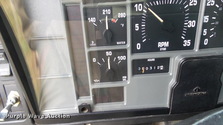 image for item DB3836 2001 International 4700 dump truck