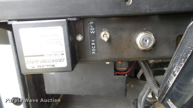 image for item DB3836 2001 International 4700 dump truck