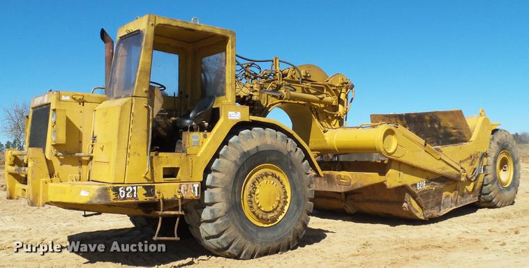image for item DB4679 1987 Caterpillar 621E conventional scraper