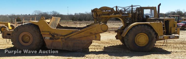 image for item DB4679 1987 Caterpillar 621E conventional scraper