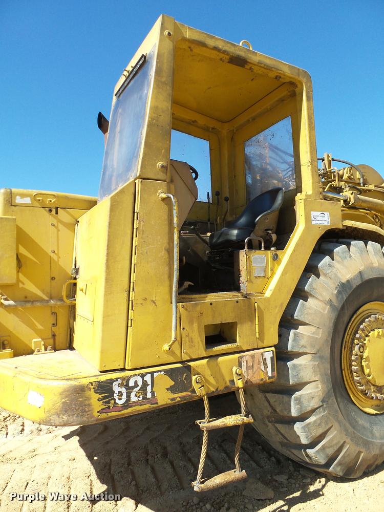 image for item DB4679 1987 Caterpillar 621E conventional scraper