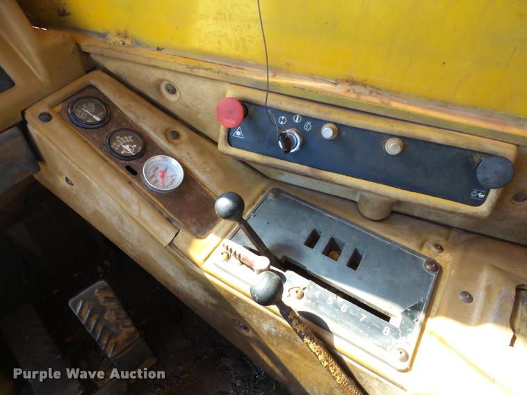 image for item DB4679 1987 Caterpillar 621E conventional scraper