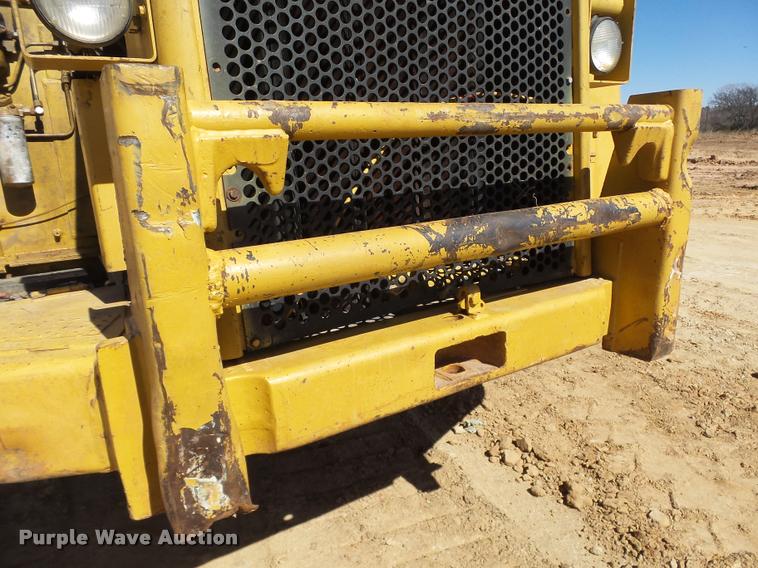 image for item DB4679 1987 Caterpillar 621E conventional scraper