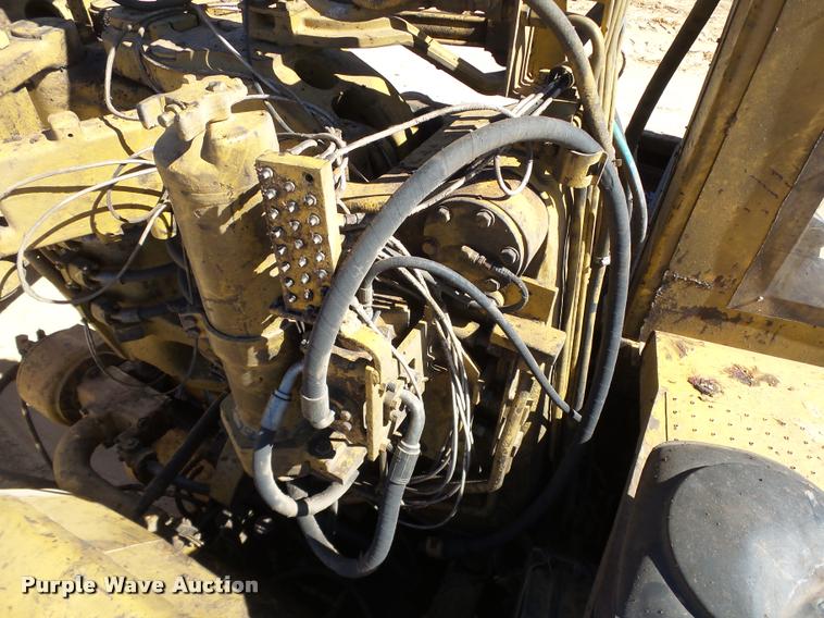 image for item DB4679 1987 Caterpillar 621E conventional scraper