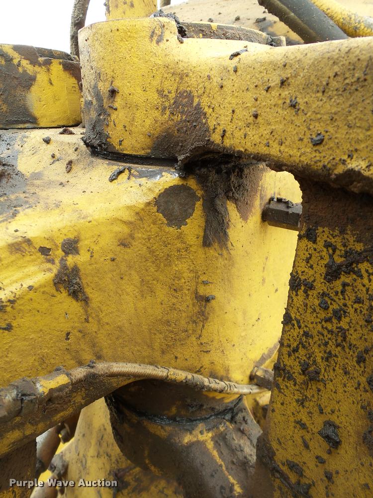 image for item DB4679 1987 Caterpillar 621E conventional scraper