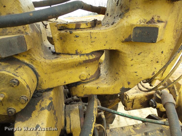 image for item DB4679 1987 Caterpillar 621E conventional scraper
