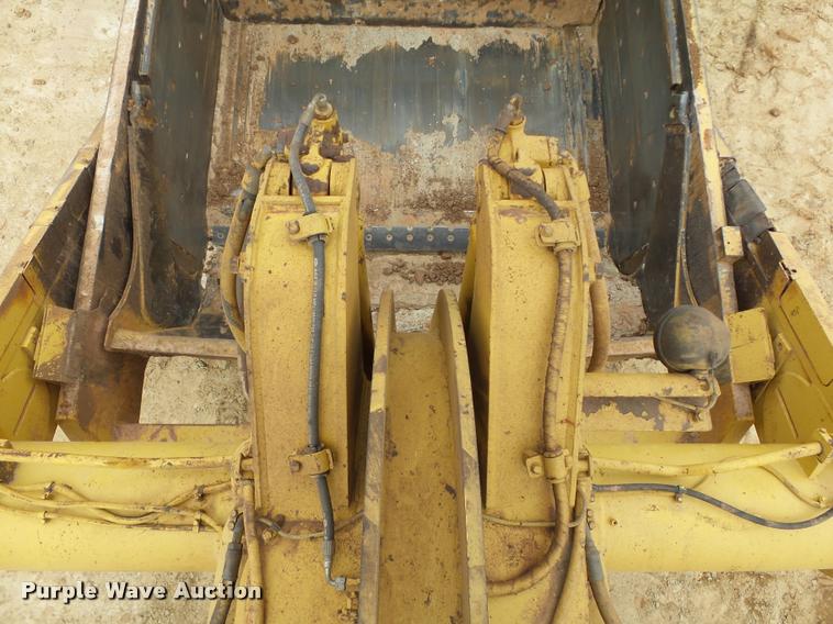 image for item DB4679 1987 Caterpillar 621E conventional scraper