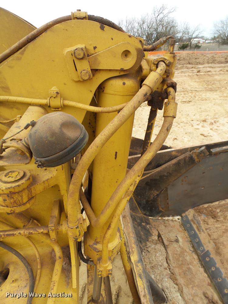 image for item DB4679 1987 Caterpillar 621E conventional scraper