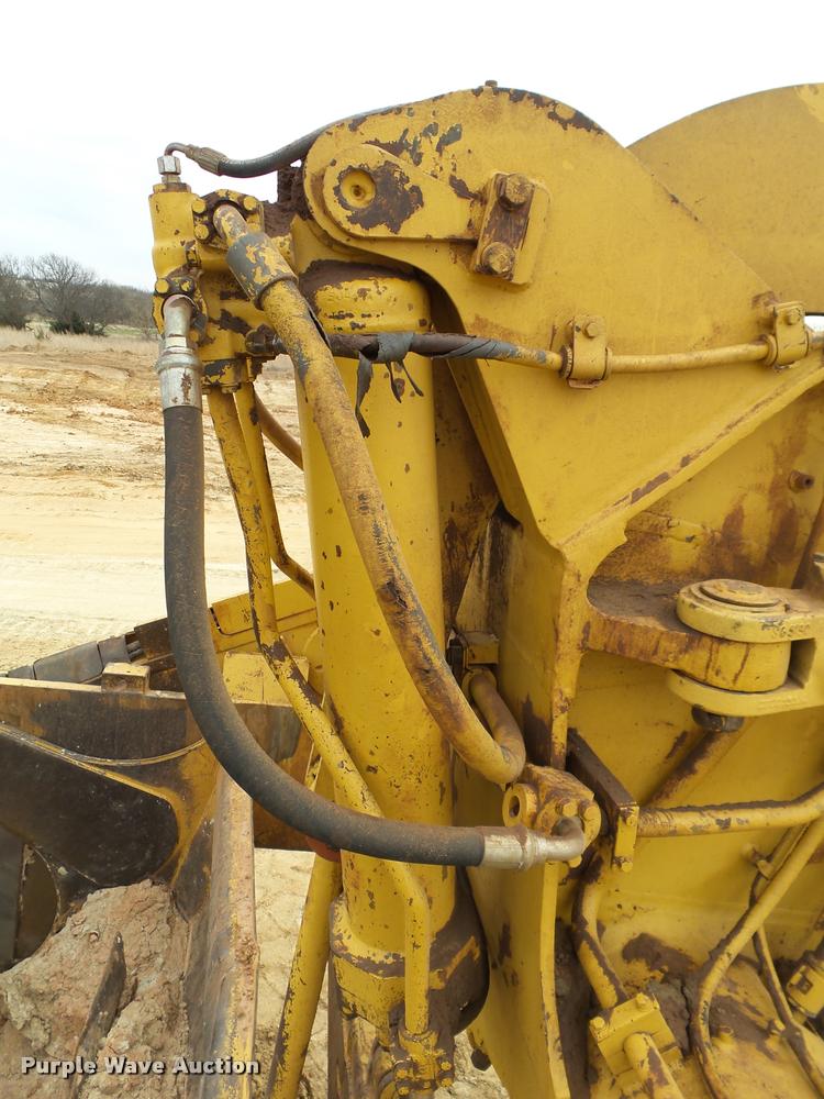 image for item DB4679 1987 Caterpillar 621E conventional scraper