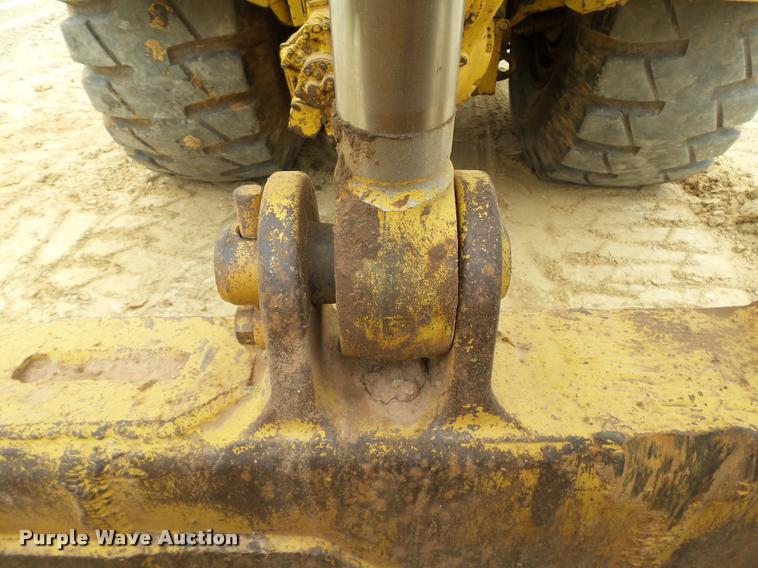 image for item DB4679 1987 Caterpillar 621E conventional scraper