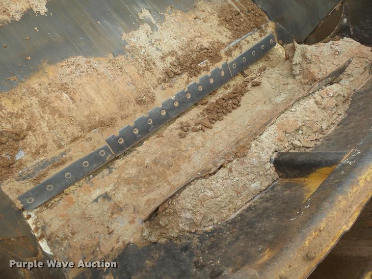 image for item DB4679 1987 Caterpillar 621E conventional scraper