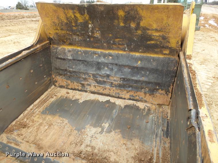 image for item DB4679 1987 Caterpillar 621E conventional scraper