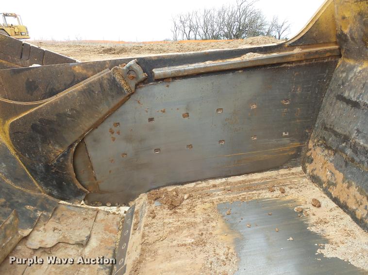 image for item DB4679 1987 Caterpillar 621E conventional scraper