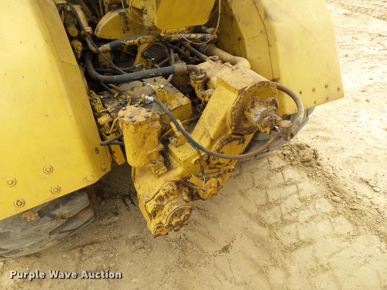 image for item DB4679 1987 Caterpillar 621E conventional scraper