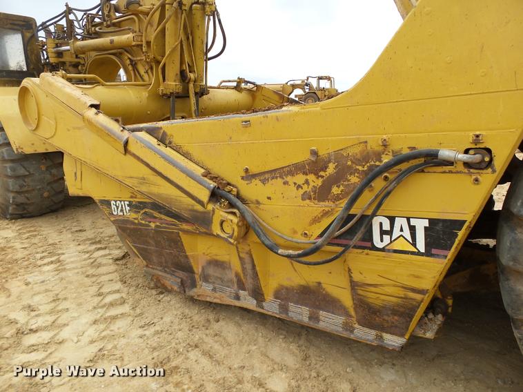 image for item DB4679 1987 Caterpillar 621E conventional scraper
