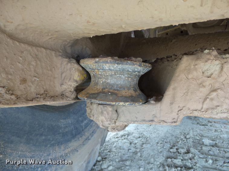 image for item DB4679 1987 Caterpillar 621E conventional scraper