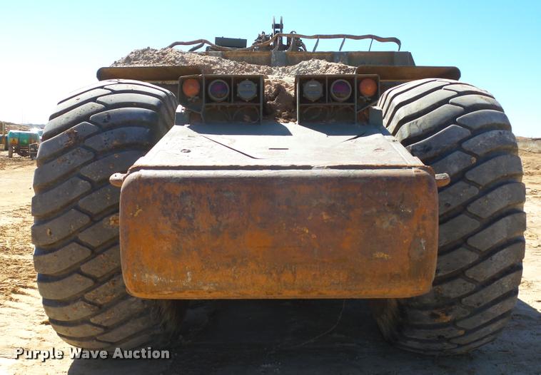 image for item DB4680 1984 Caterpillar 621B conventional scraper