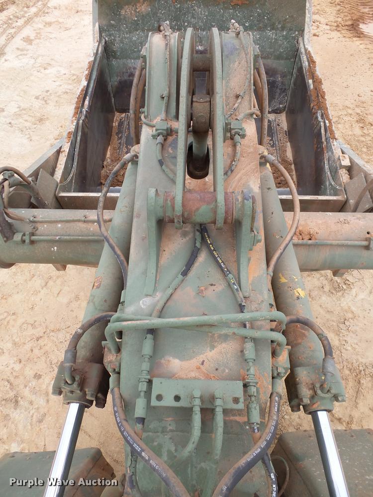 image for item DB4680 1984 Caterpillar 621B conventional scraper