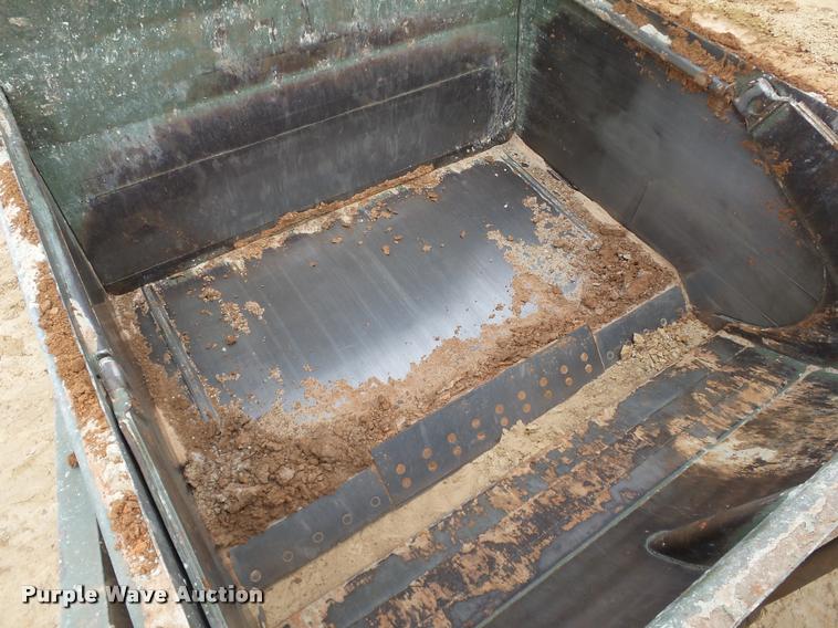 image for item DB4680 1984 Caterpillar 621B conventional scraper