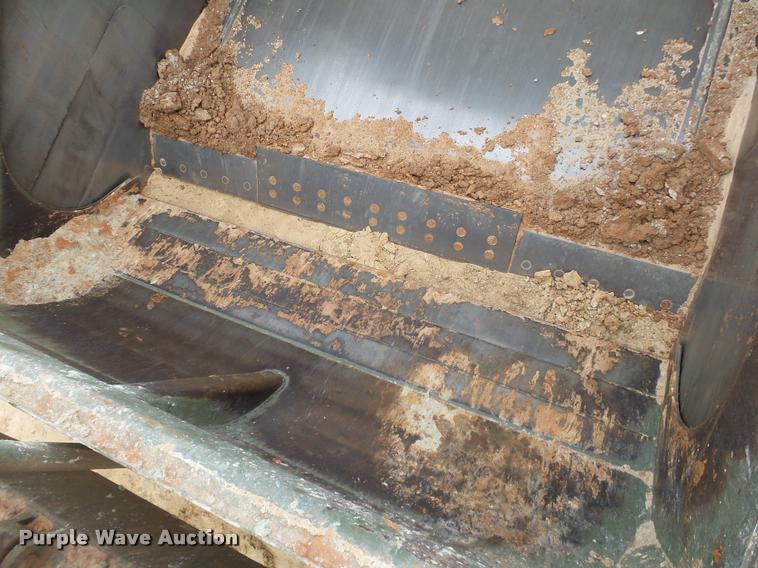 image for item DB4680 1984 Caterpillar 621B conventional scraper