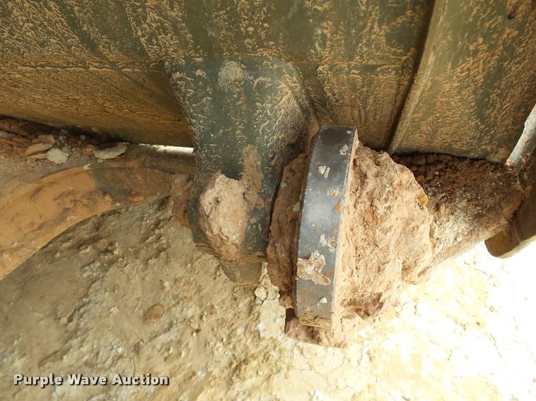 image for item DB4680 1984 Caterpillar 621B conventional scraper